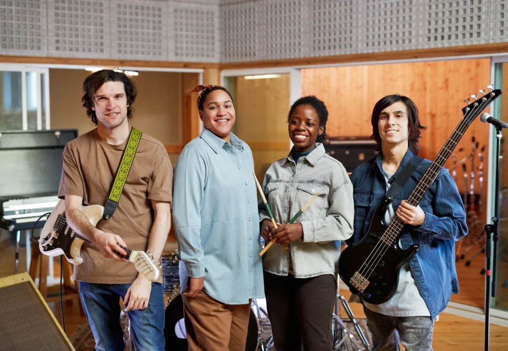 Learn guitar with experienced tutors at Chords & Keys