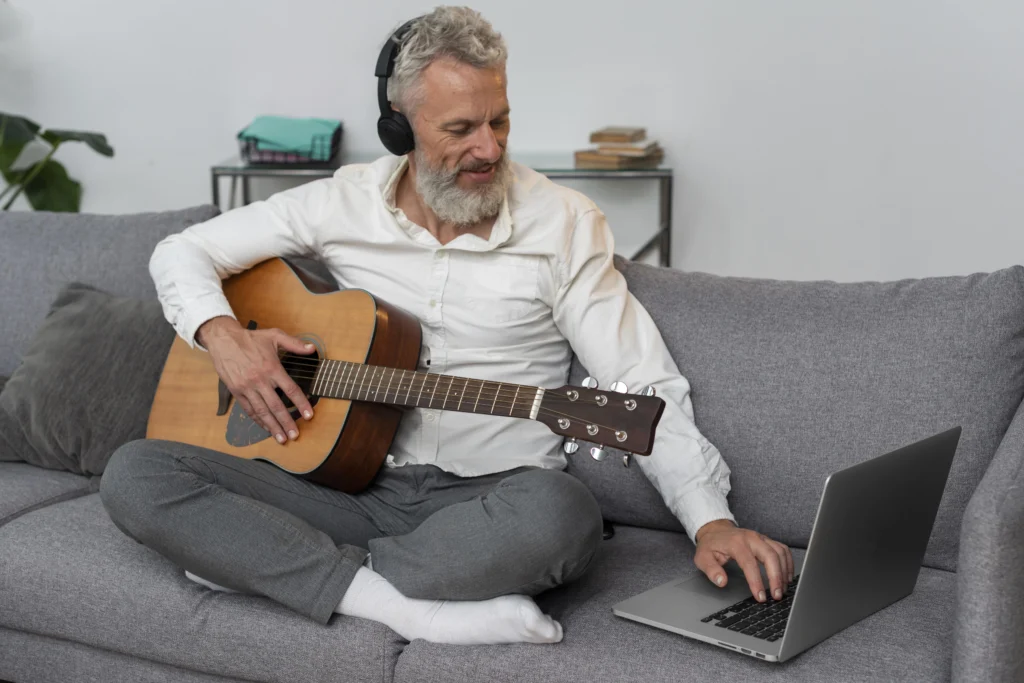 One-to-one online guitar lessons with a professional tutor